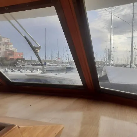 Yacht Natacha